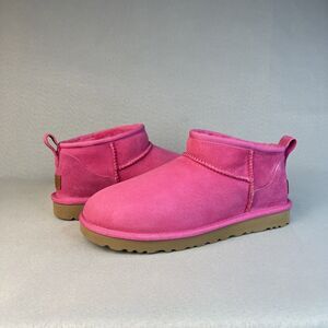 Women's Ugg Boots Sz 8 Classic Ultra Mini Pink Suede Wool Ankle UGG Australia
